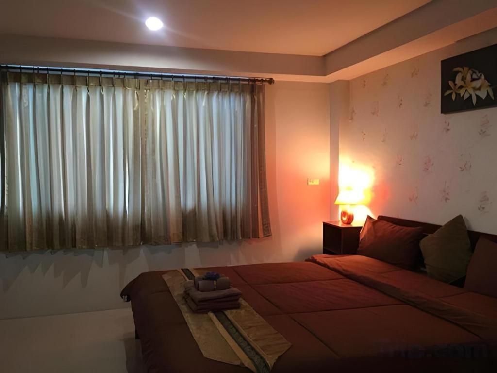 Tontalay Hotel Bangsaen Exterior foto